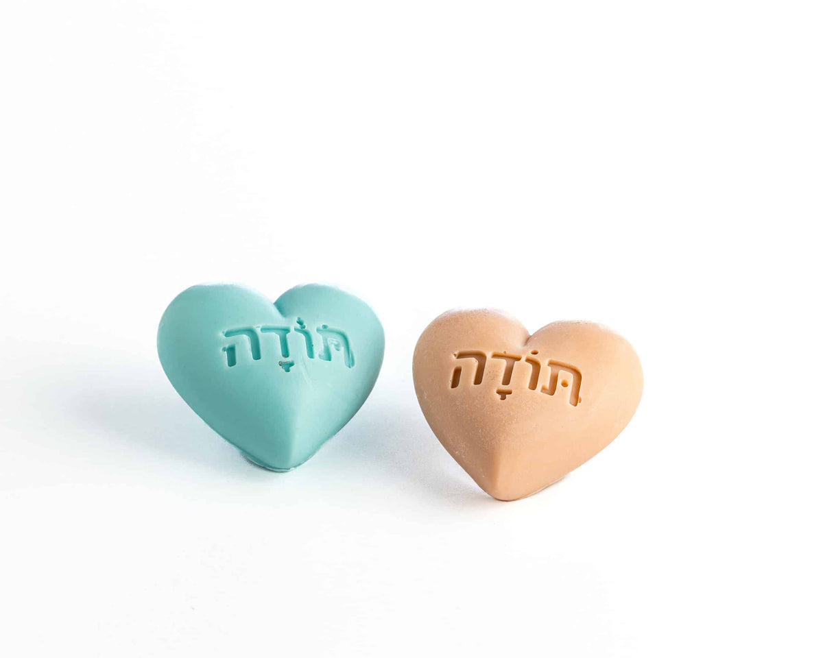 סבון רחצה ריחני בצורת לב - תודה