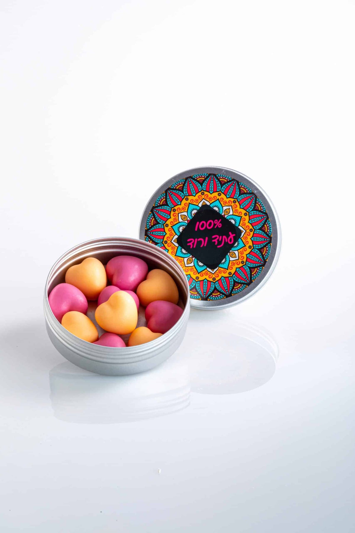 Box of heart-shaped soaps in a round metal tin - 100% Pink Future