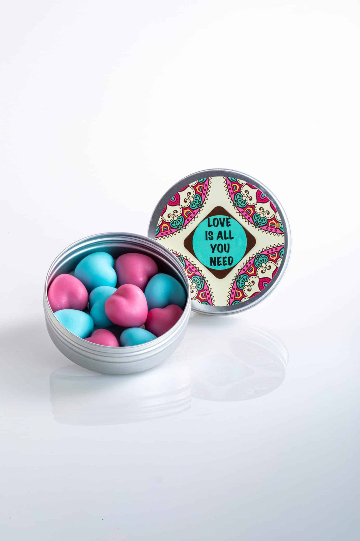 Heart-shaped Soap Set in a Round Metal Tin - LOVE IS ALL YOU NEED