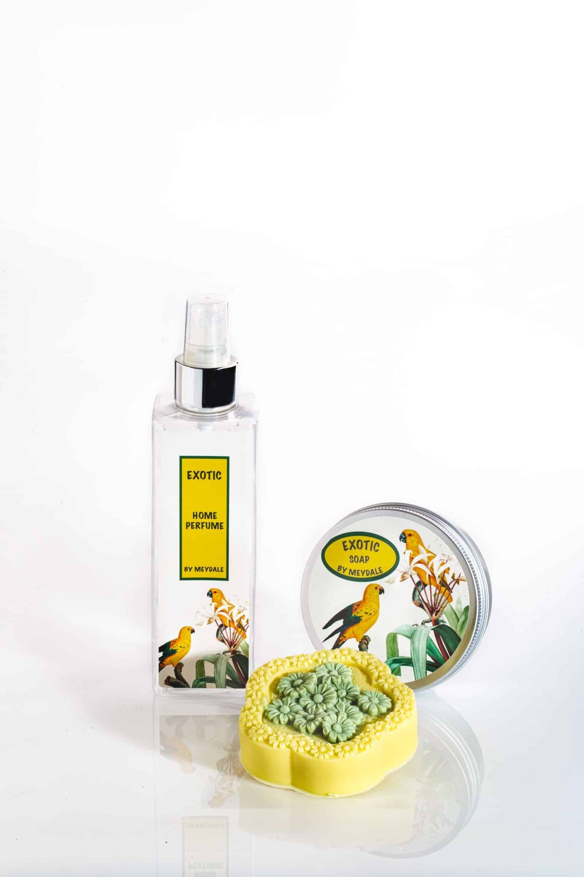 Exotic 2 kit with banana, green apple, and peach fruit scents with vanilla and musk
