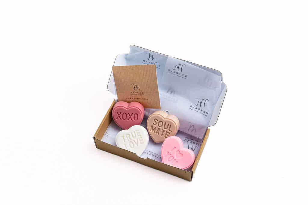 Box of Hearts - A Declaration of Love - Pink
