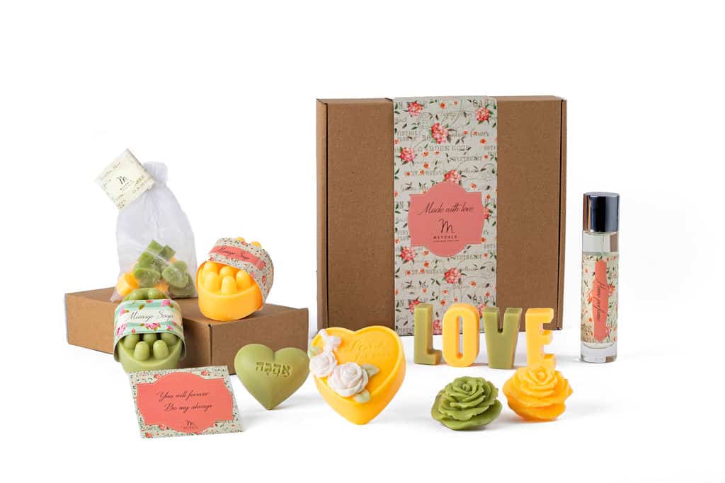 A love package for lovers all year round - large orange and green