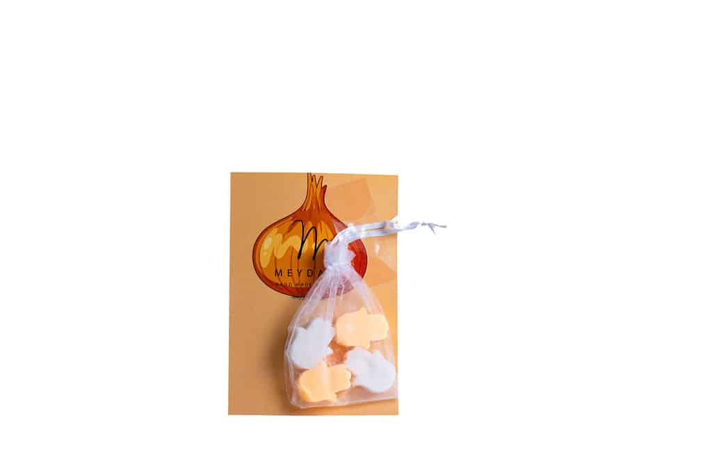Greeting card with soap - a recipe for a good life - sauté an onion